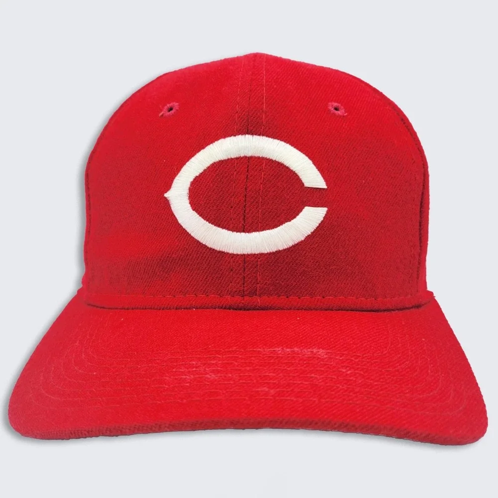 Cincinnati Reds Vintage 90s Sports Specialties Fitted Hat